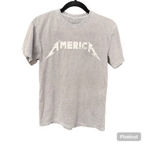 American Freedom Company America T-shirt size small